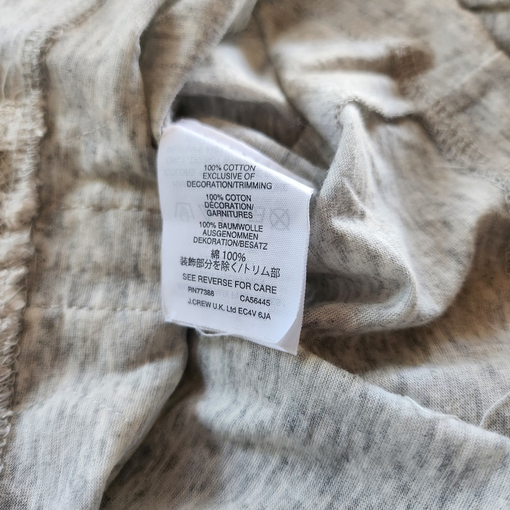 J. Crew Women's Long Sleeve Gray Tshirt w/Cream Lace Size XS D45 - Picture 3 of 6